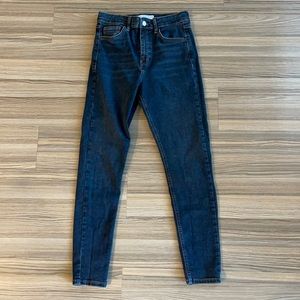 Women’s Skinny Jeans